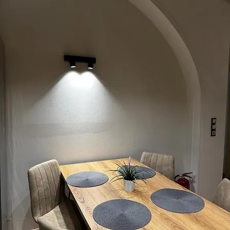Tems Hub Lägenhet *
