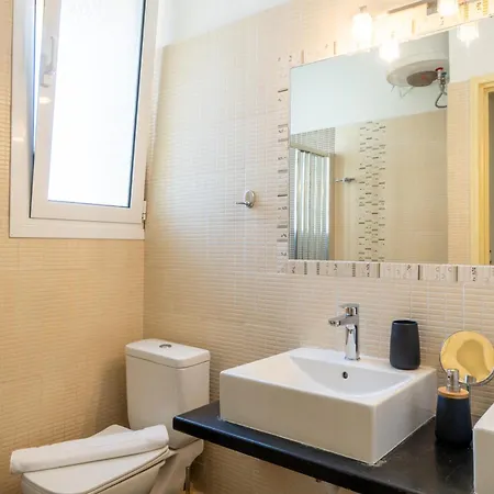 Tems Hub * Corfu (city)